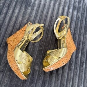 NWT BCBGirls Gold Strappy Wedges Winnings Womens size Size 7